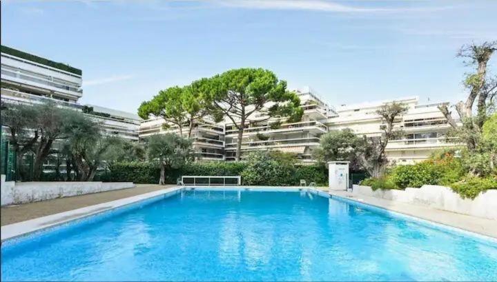 4p Juan-les-pins Pierre&vacances Apartment